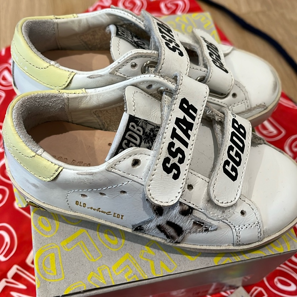 Golden Goose Girls Sneaker 23